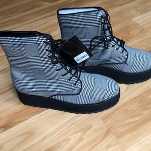 Forever 21 Boots